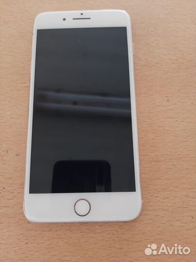 Телефон iPhone 8 plus