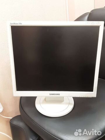 Монитор Samsung