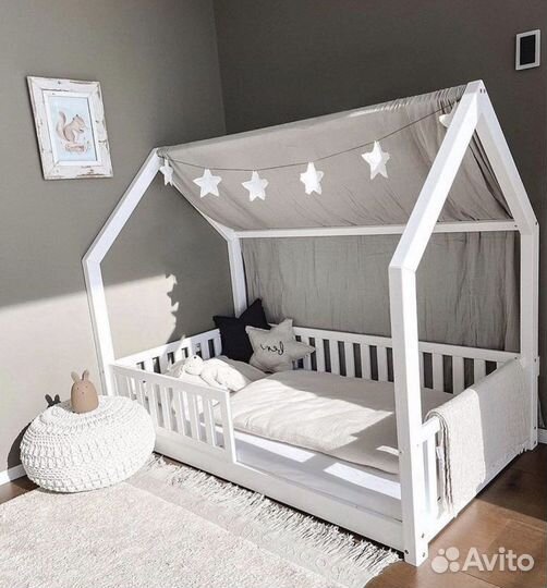 Кроватка домик детская кровать из массива