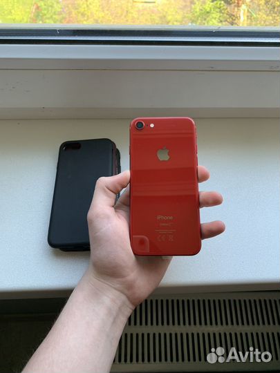 iPhone 8, 64 ГБ