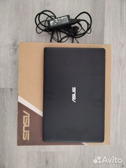 Ноутбук asus