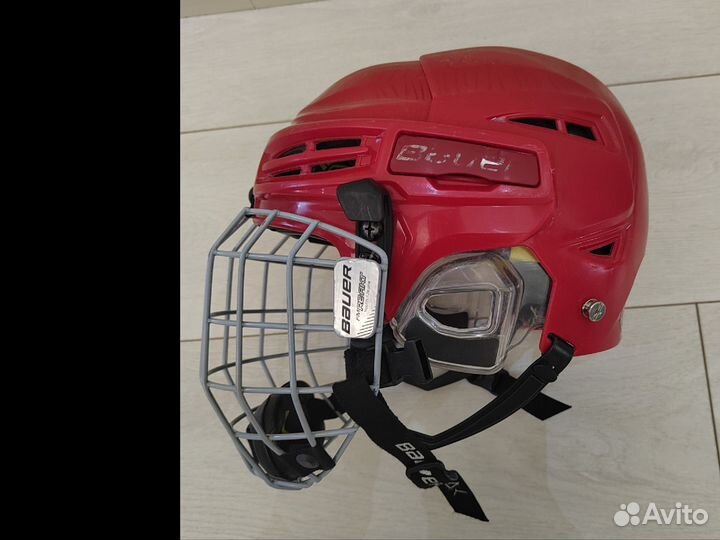 Хоккейный шлем bauer