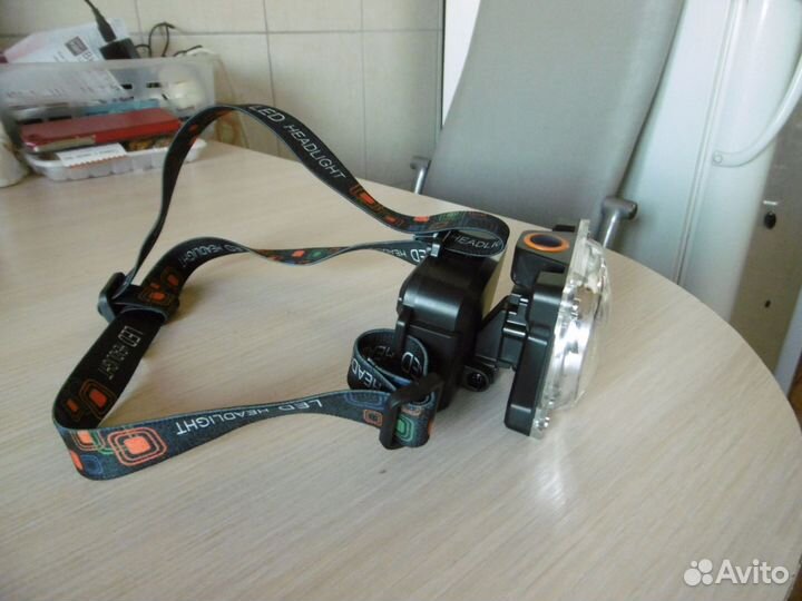 Фонарик налобный