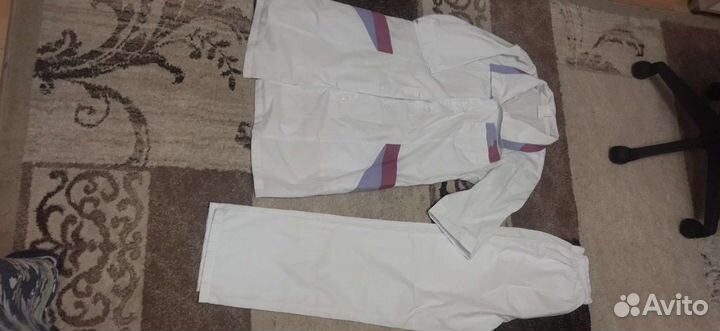 Медицинский костюм