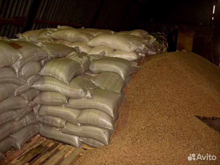 Песок в мешках