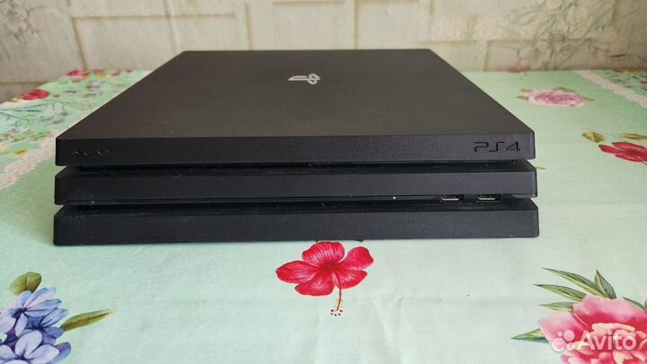 Sony ps4 PRO 1tb
