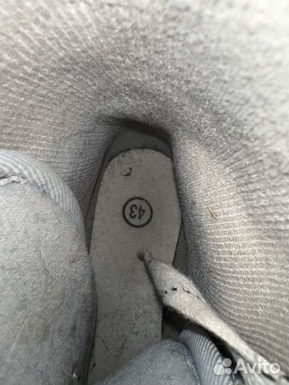 Хоккейные коньки larsen light