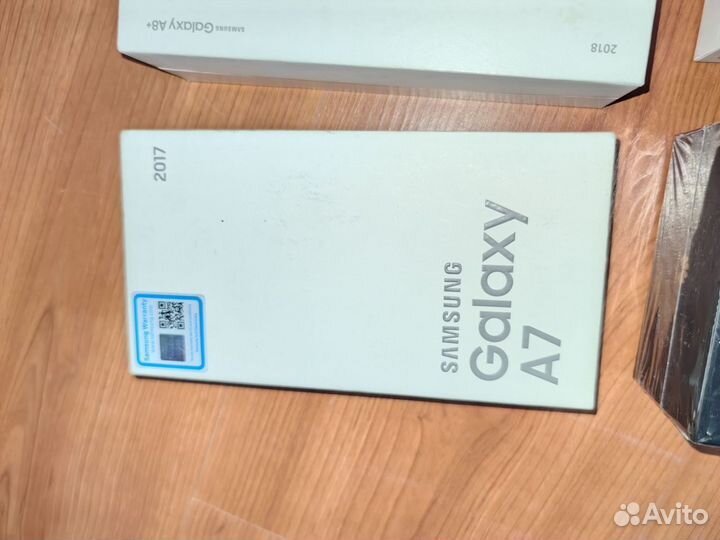 Коробка от Samsung, Huawei, Readme