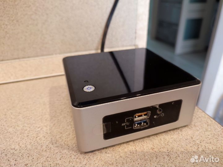 Мини PC Intel NUC 5 (4Gb, SSD 256Gb) Мышь