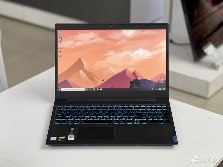 Игровой ноут IPS Core i5 16G GTX1650 SSD