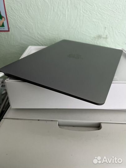 Apple MacBook air 12 2018 8gb 256