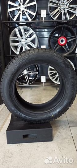 Pirelli Ice Zero 195/60 R15