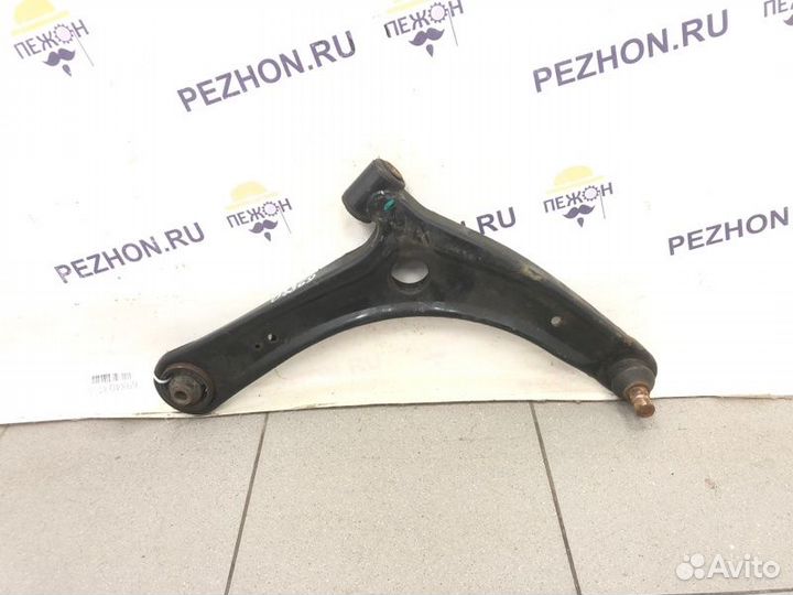 Рычаг передний правый Citroen C-Crosser