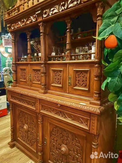Буфет антикварный дубовый