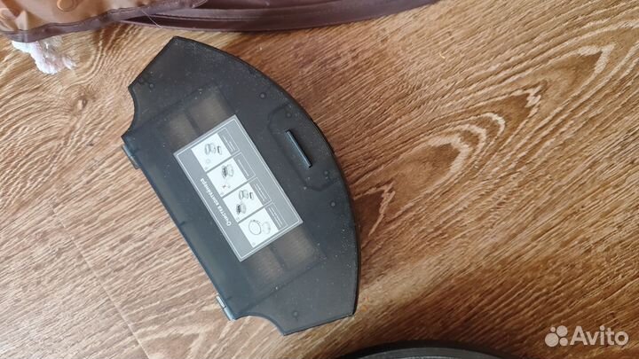 Продам робот пылесос