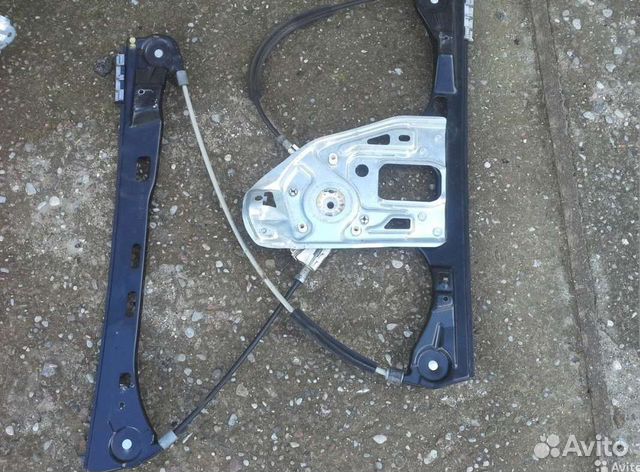 Стеклоподъёмник передний правый мерседес W203