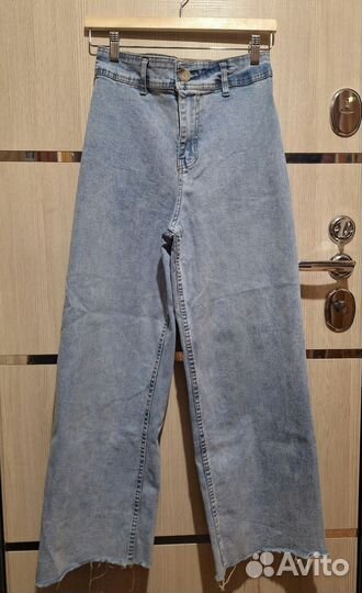 Джинсы Beefree