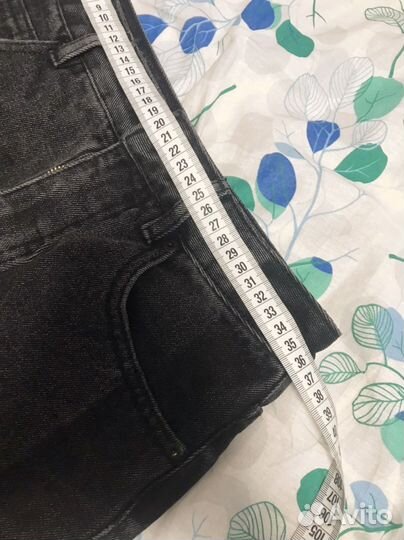 Джинсы широкие s