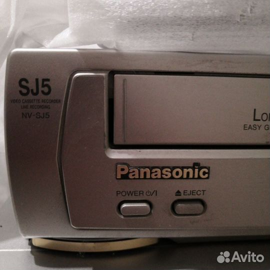Видеомагнитофон panasonic