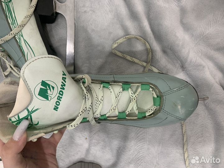 Коньки фигурные