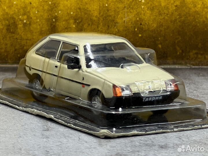 Модель заз 1102 таврия 1/43 deagostini