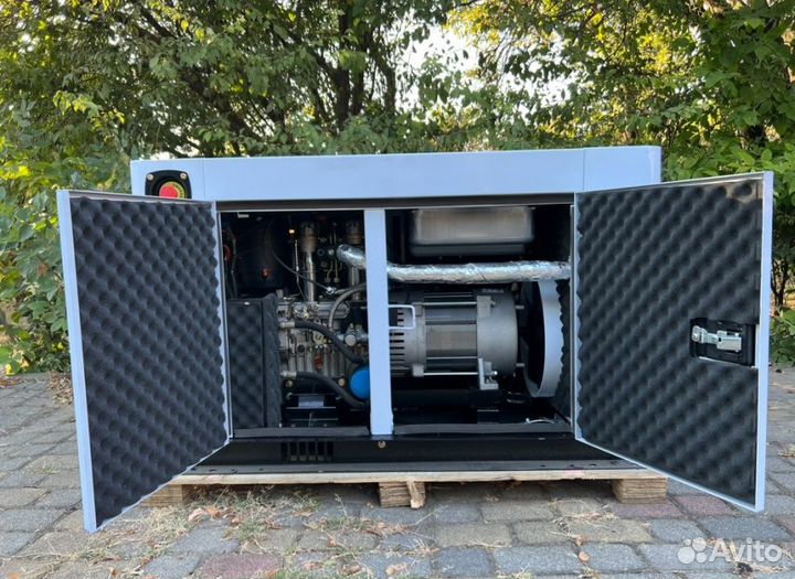 Дизельный генератор 15 kW G-power трехфазный