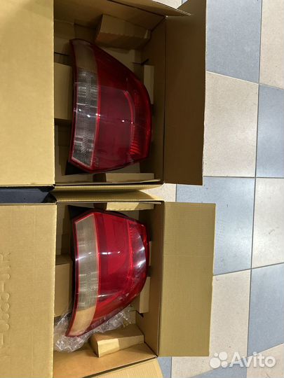 Задние стопы на фольксваген поло седан 10-15 г