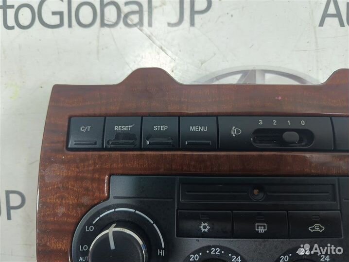 Блок управления климатической установкой Jeep Grand Cherokee