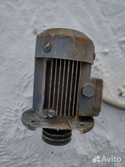 Электродвигатель