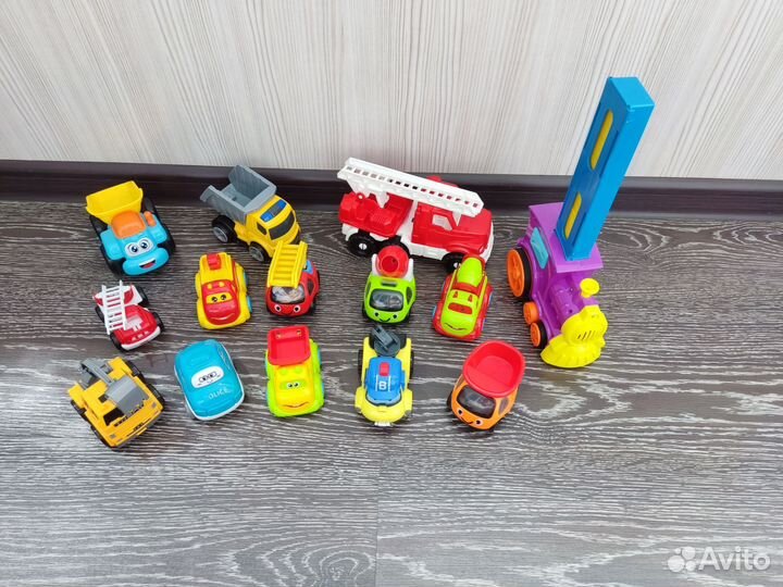 Игрушки машинки пакетом