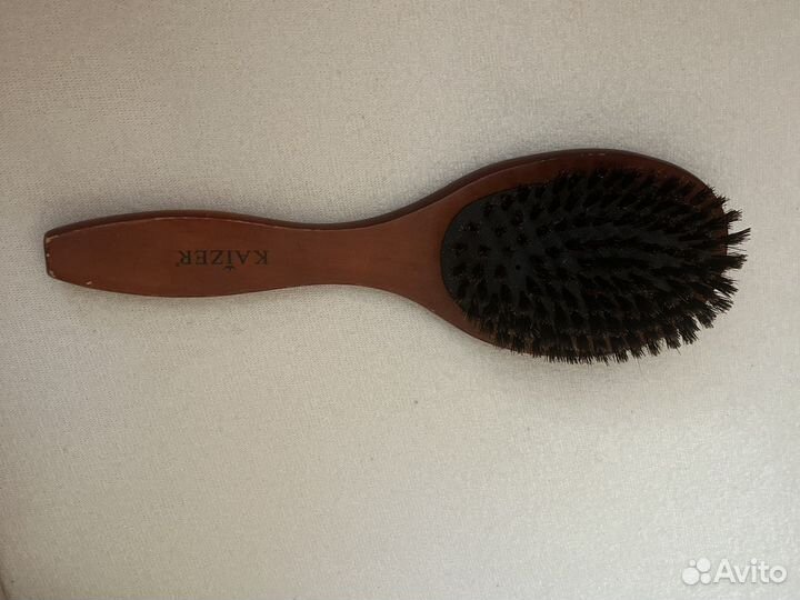 Расческа с натуральной щетиной kaizer