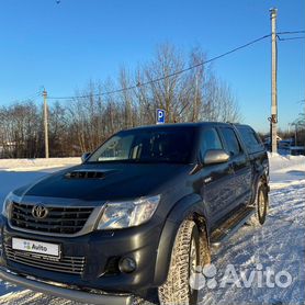 Toyota Hilux 3.0 AT, 2014, 188 000 км