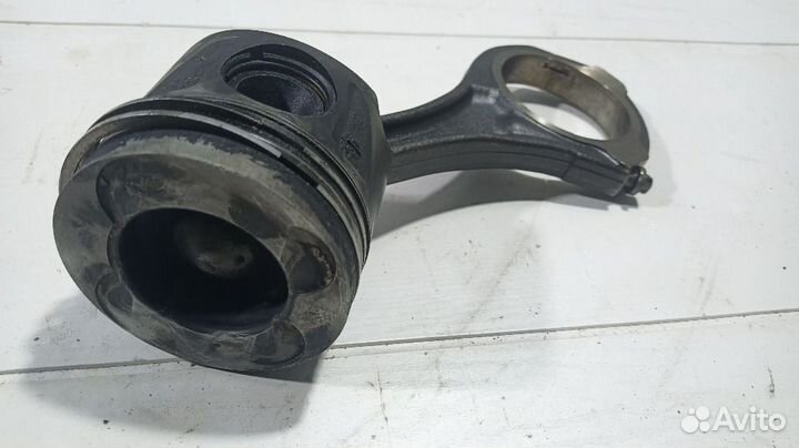 Поршень с шатуном M-класс W166 (2011—2015) Mercedes-Benz