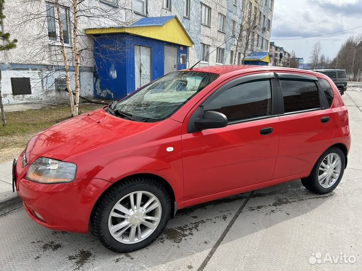 Chevrolet Aveo 1.4 МТ, 2007, битый, 185 000 км