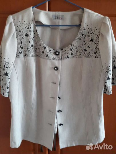 Костюм женский