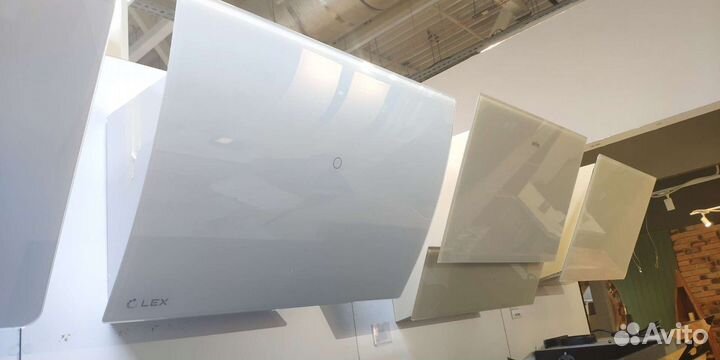 Вытяжка наклонная Lex