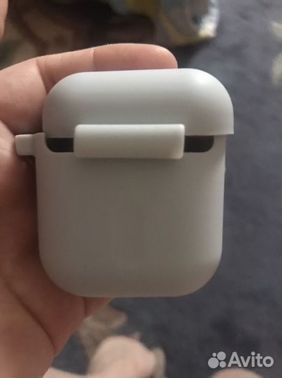 Чехол на airpods