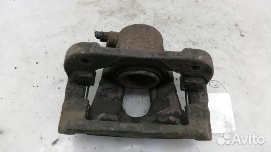 Суппорт тормозной передний правый BMW 1 E81 (48K15