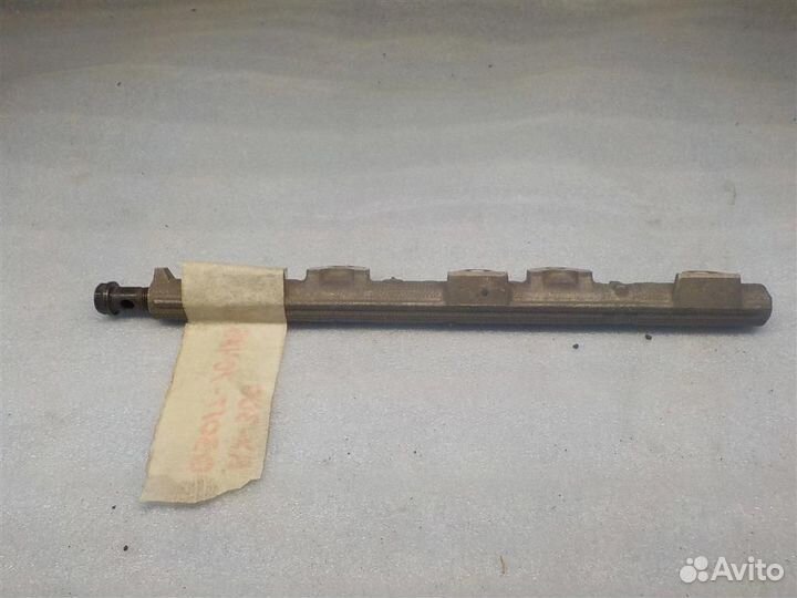 Рейка топливная (рампа) Lexus RX 300/330/350/400h