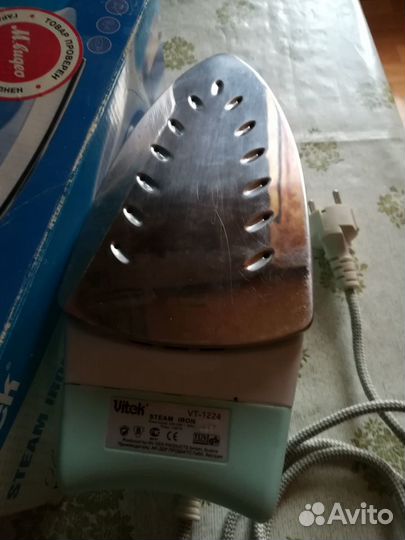 Утюг электрический паровой