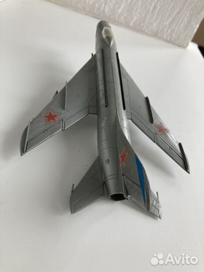 Су - 7б / 1:72