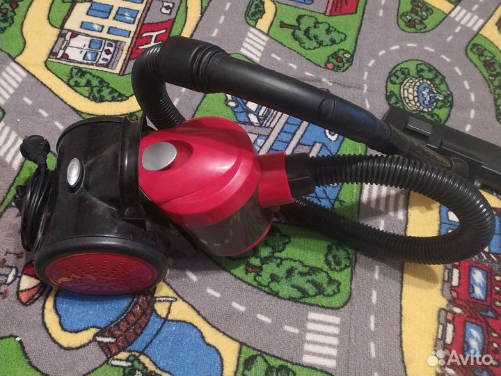 Пылесос Scarlett