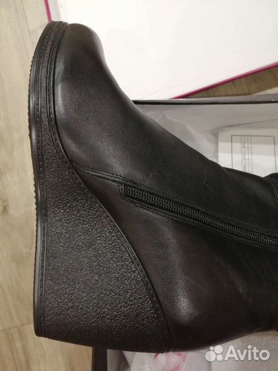 Сапоги новые женские зимние кожаные 41 размер