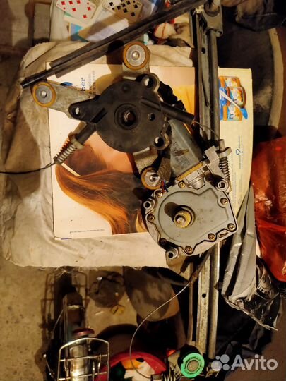 Стекло подъемник моторчик