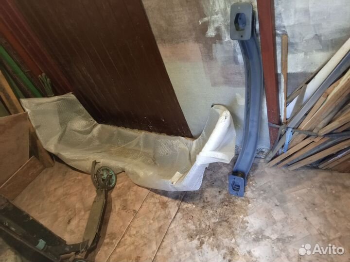 Задний бампер и усилитель на ладу Весту седан