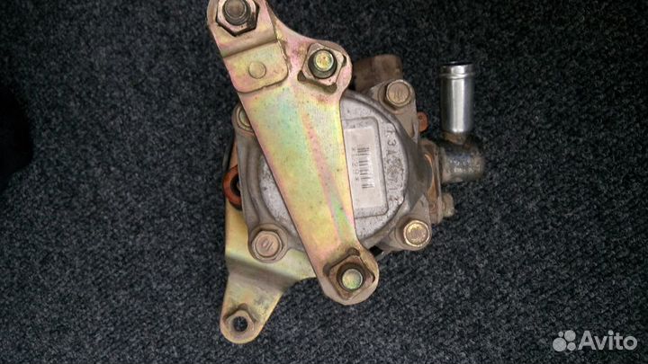 Насос гур Lexus RX1