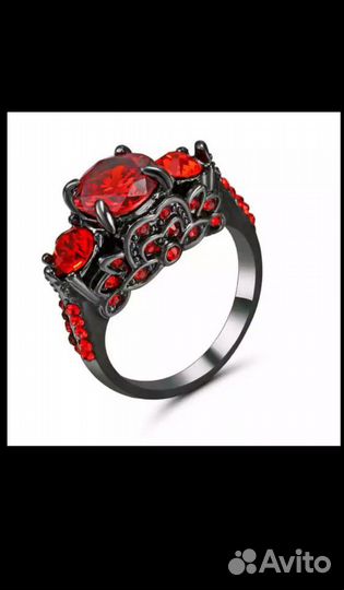 Модные кольцо