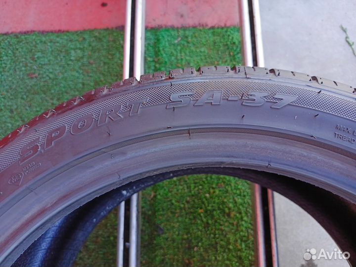 Westlake SA37 225/45 R17