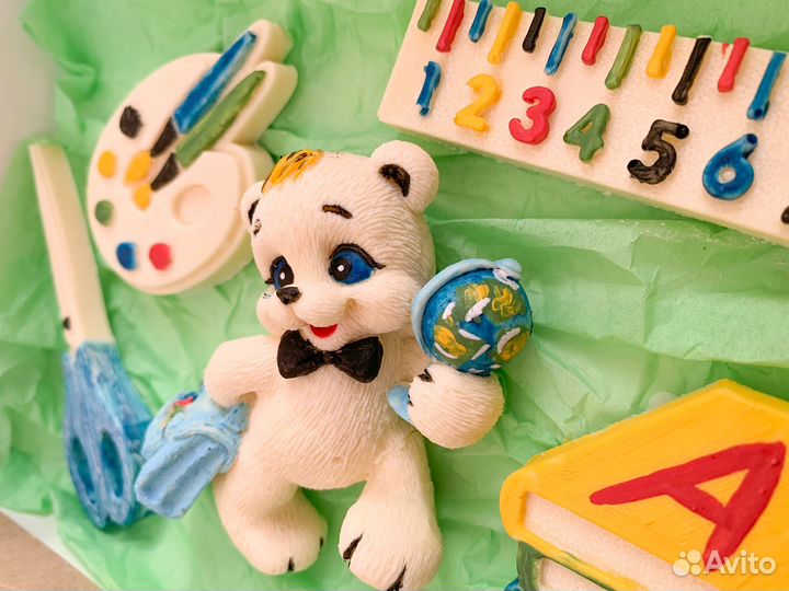 Подарок на 1 сентября школьнику шоколад