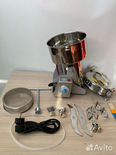 Мельница измельчитель мукомолка 1кгMG1000